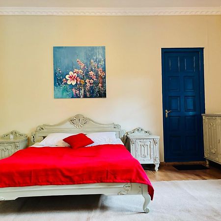 Rivendell Hotell Borjomi Eksteriør bilde